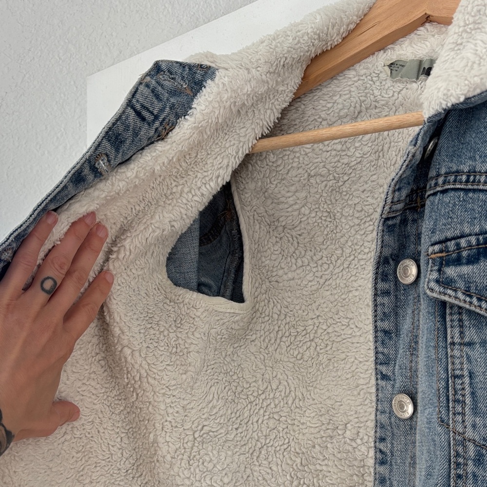 Topshop Blue Jean Jacket with Cream Collar - Picture 4 of 5